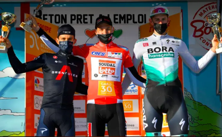 Nam tay đua cùng CLB với Nguyễn Thị Thật đăng quang giải xe đạp tại Pháp ảnh 2