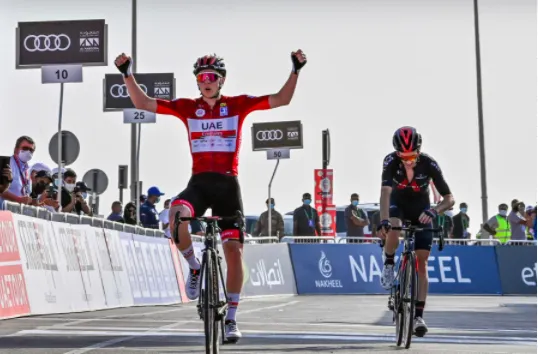 Cả đội Alpecin-Fenix buộc bỏ ngang giải xe đạp UAE Tour ảnh 3