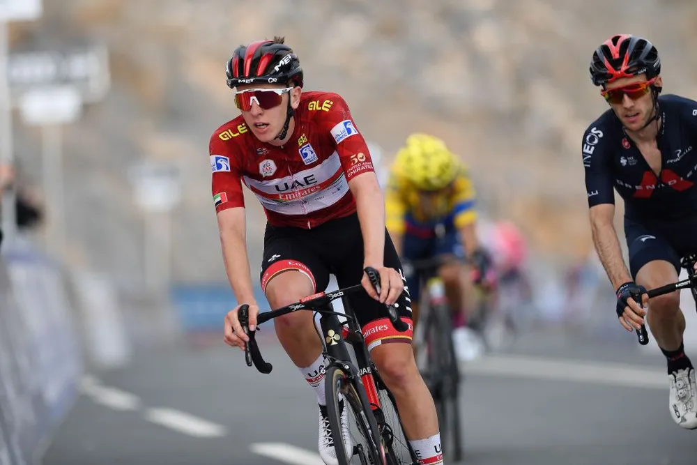 Áo đỏ tổng sắp Tadej Pogacar bị phạt vì ‘tiểu xảo’ của đồng đội khi rút đích ảnh 1