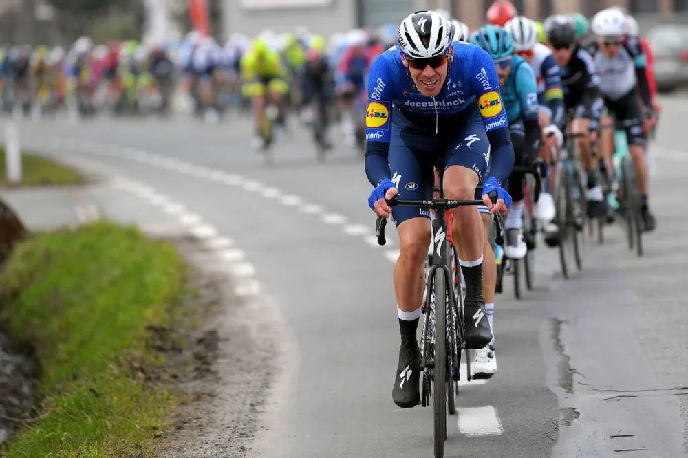 Davide Ballerini thắng giải xe đạp Omloop Het Nieuwsblad để biến ước mơ thành sự thật ảnh 1