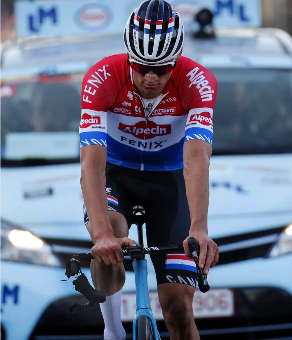 Thương hiệu xe đạp Canyon điêu đứng sau sự cố của Mathieu van der Poel ảnh 1