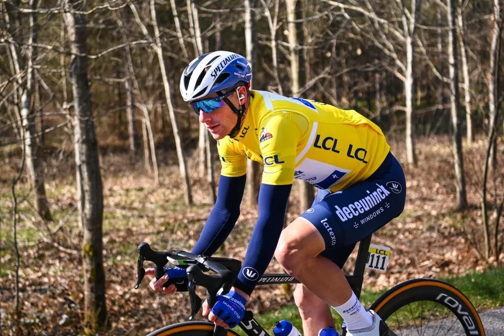 Thoát té chùm, Cees Bol thắng chặng WorldTour thứ hai trong sự nghiệp ảnh 2