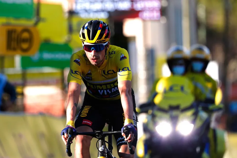 Hai lần bị té ngã, Primoz Roglic đánh mất áo vàng chung cuộc giải xe đạp Paris – Nice ảnh 1