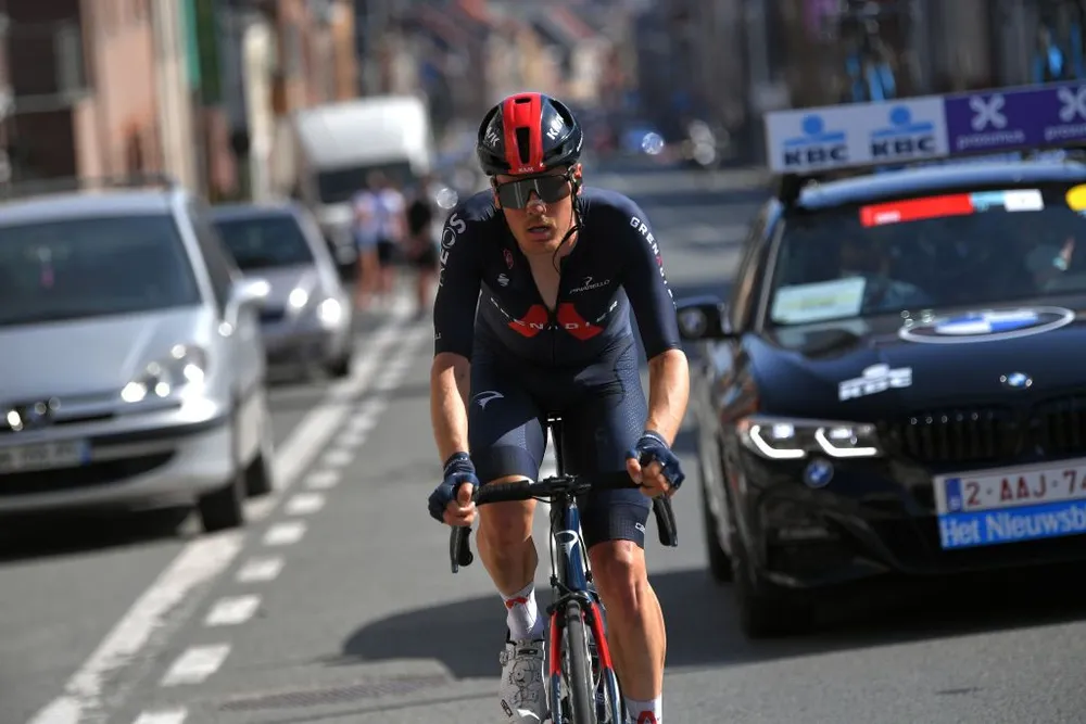 Dylan van Baarle thoát đi solo 52 km chiến thắng cuộc đua xe đạp Dwars door Vlaanderen 2021 ảnh 2