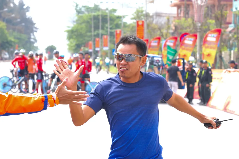 Bike Life Đồng Nai lật đổ TPHCM Vinama ở nội dung đồng đội tính giờ lấy Áo vàng cho Loic ảnh 2