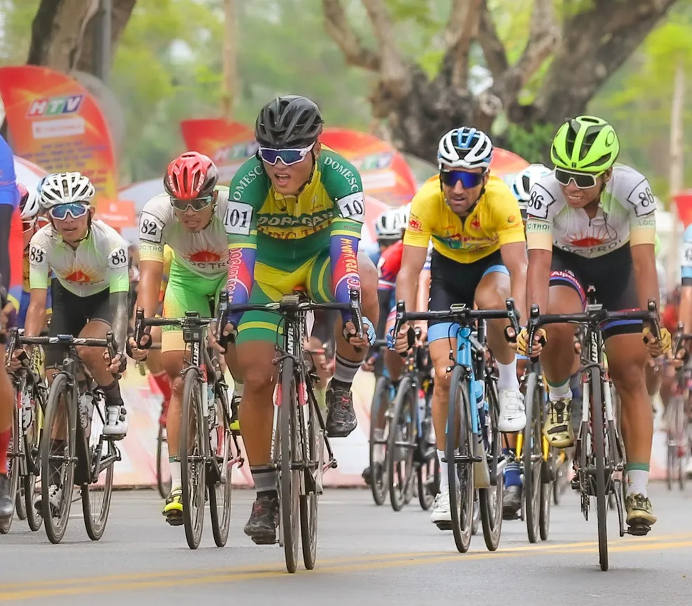 Nguyễn Trường Tài thắng chặng 10 mở ra ưu thế cho TPHCM Vinama ảnh 4