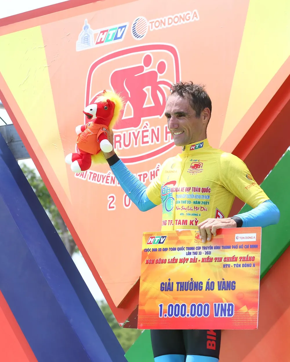 Loic đòi lại Áo vàng thành công ở chặng đua sở trường cá nhân tính giờ ảnh 3