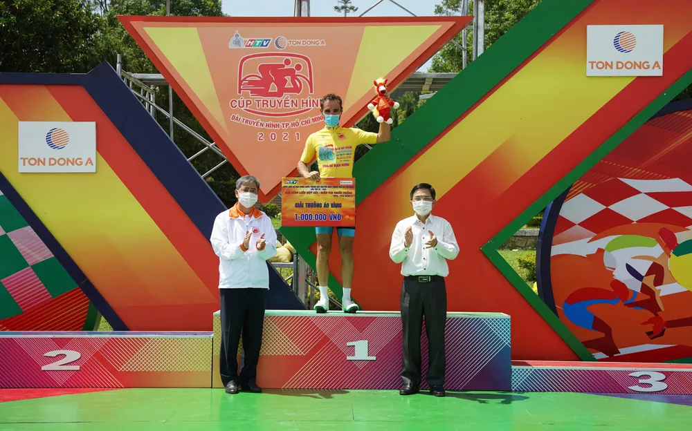 Nguyễn Tấn Hoài lần thứ 4 thắng chặng khẳng định vị thế “Vua nước rút” ảnh 3