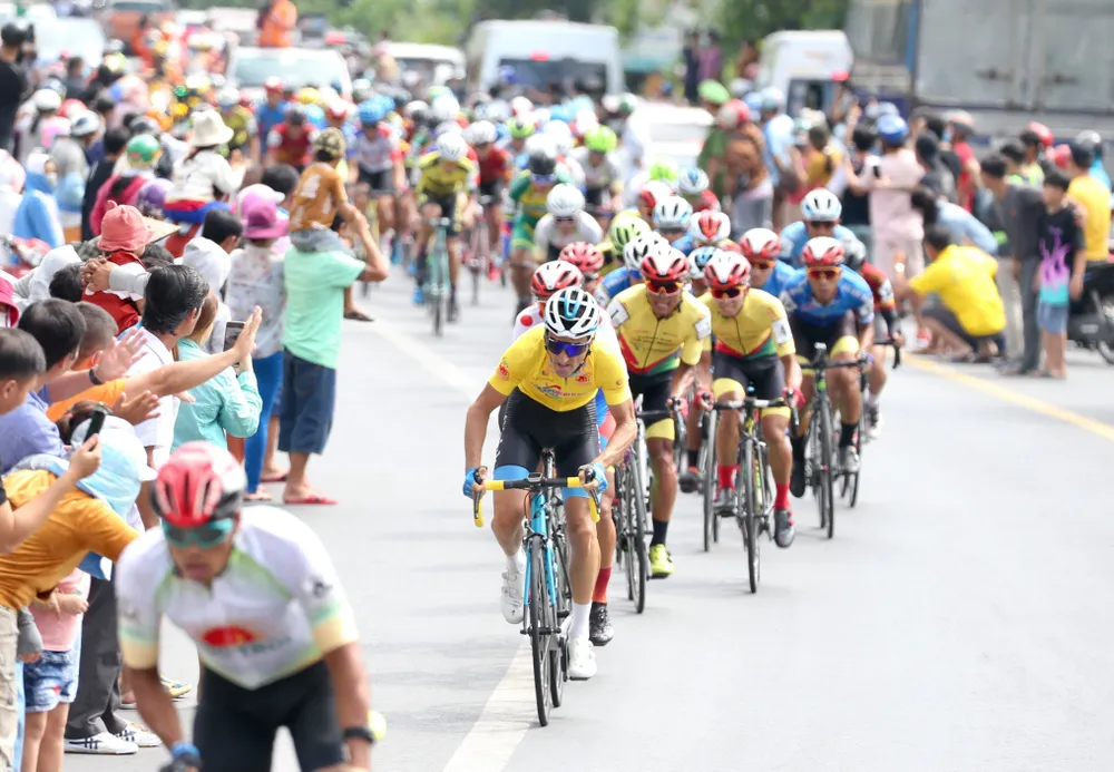 Bike Life Đồng Nai thắng lớn giành cú đúp giải xe đạp Cúp Truyền hình TPHCM ảnh 1