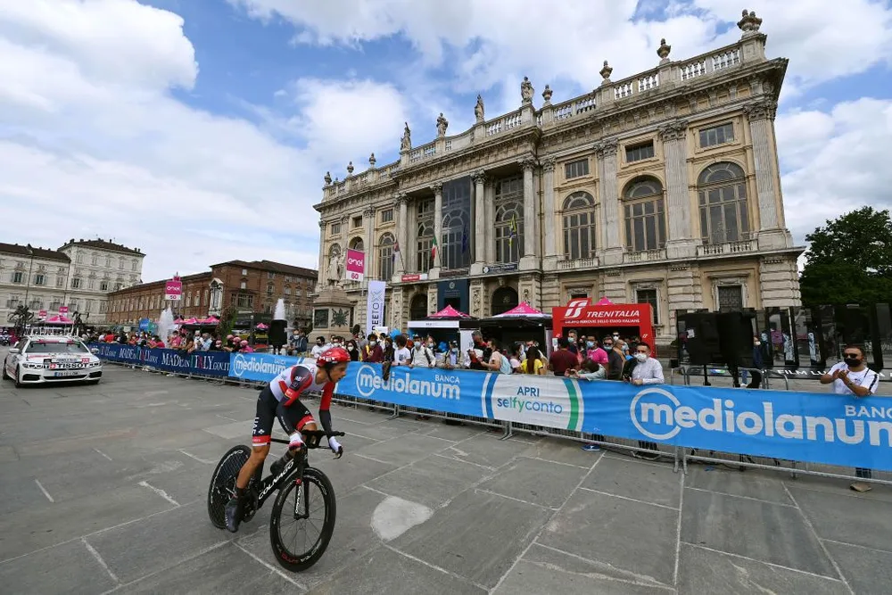 “Thần gió” Filippo Ganna vẫn thống trị cá nhân tính giờ với tốc độ trung bình 58,748 km/h ảnh 1