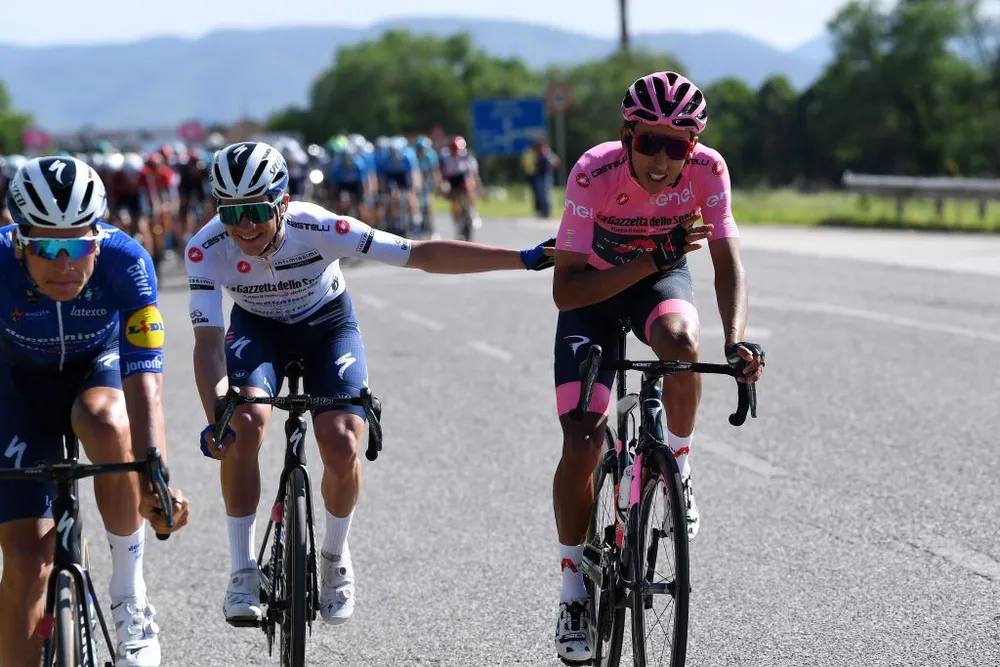 Egan Bernal: “Đối thủ ở Giro d'Italia không chỉ có Remco Evenepoel” ảnh 1