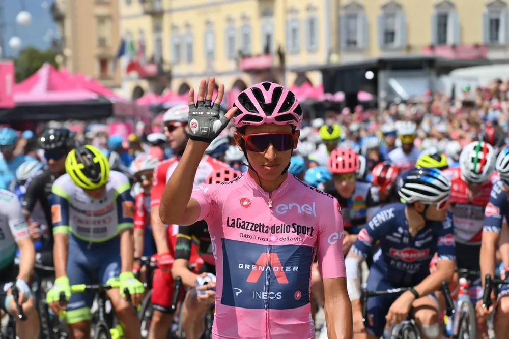Động lực nào giúp Damiano Caruso đánh bại Egan Bernal trên đỉnh Alpe Motta ảnh 3