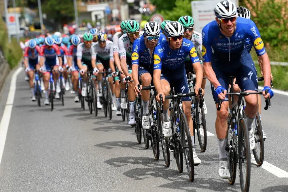 Stefan Bissegger lần đầu tiên giành chiến thắng ở tour đường trường ảnh 2