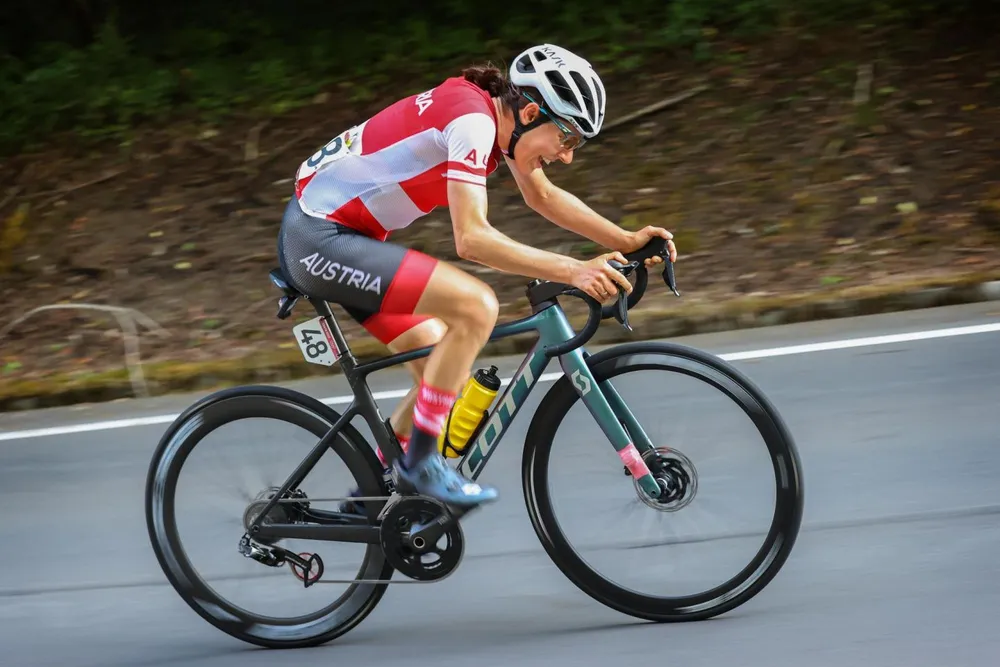 Chiến thắng ấn tượng của nữ tay đua Anna Kiesenhofer ảnh 2