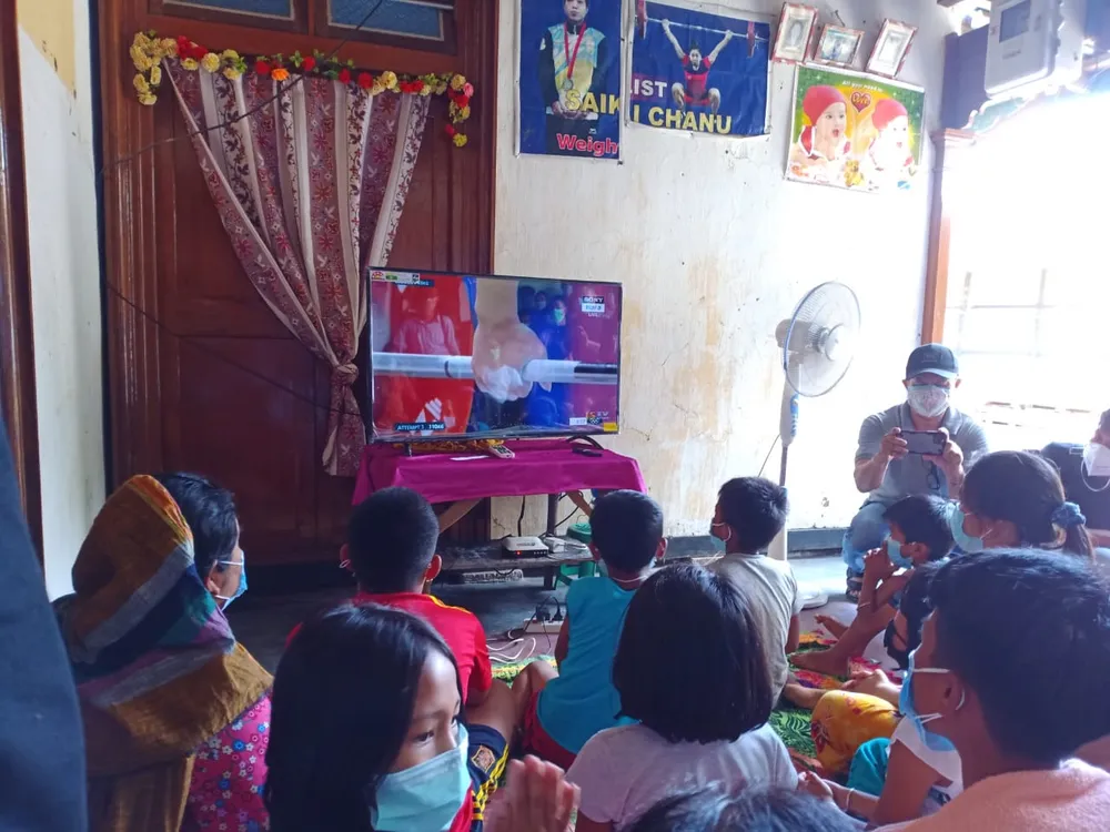 Người Ấn Độ muốn làm phim về cuộc đời người hùng Olympic Mirabai Chanu ảnh 2