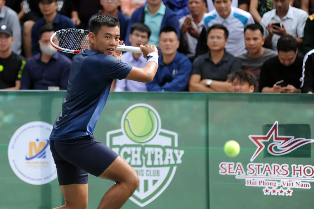 Lý Hoàng Nam có ngày buồn trong lần trở lại 