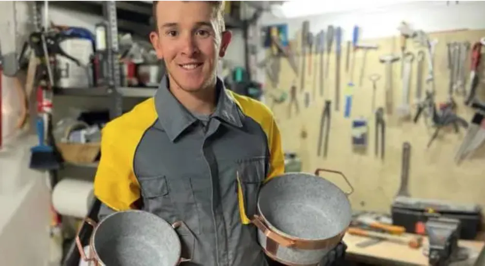 Nicola Bagioli giã từ đường đua ở tuổi 26 để làm… nghệ nhân ảnh 3