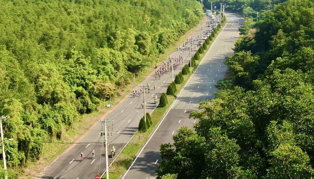 Thái Quốc Tuấn về nhất giải xe đạp phong trào “Sải bước du lịch – Hướng biển Cần Giờ” do VOH tổ chức ảnh 1