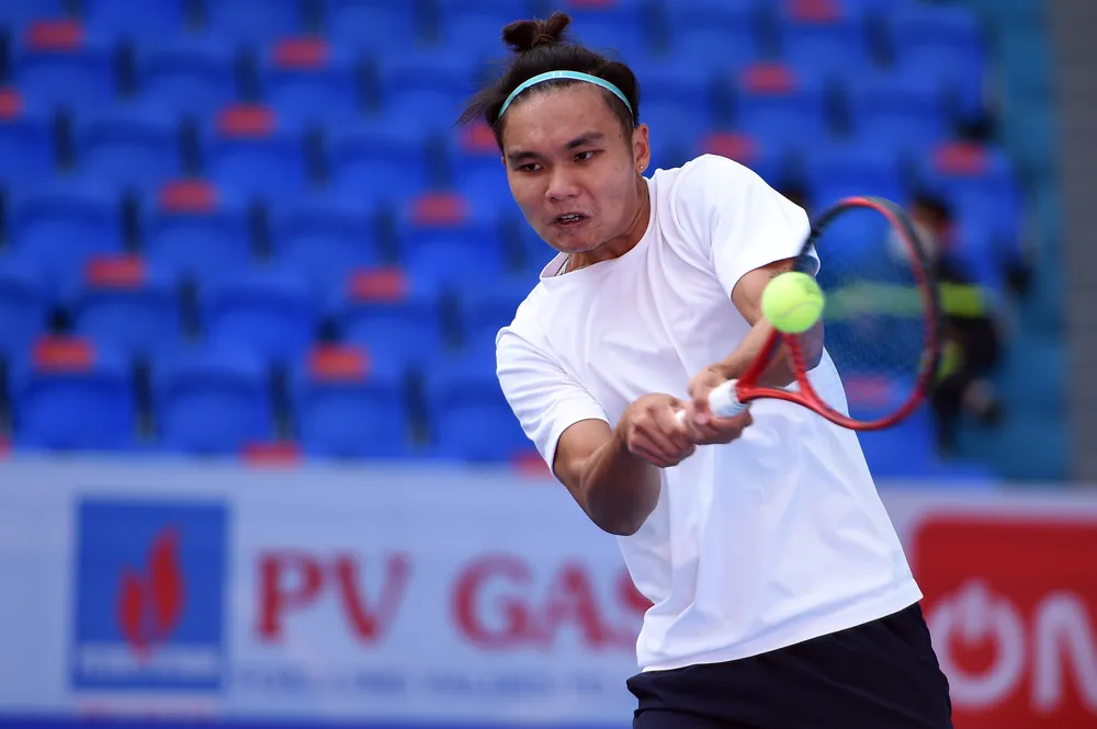 Trịnh Linh Giang lên ngôi vô địch quốc gia