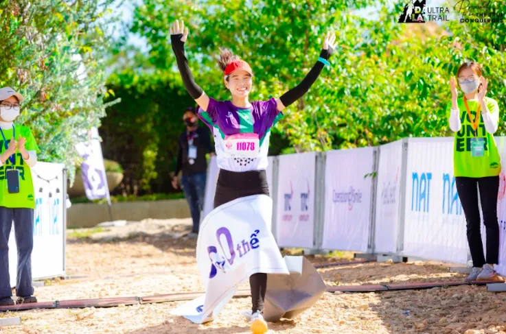 Tuyển thủ quốc gia Đinh Quang Linh vô địch Giải xe đạp địa hình Dalat Victory Challenge 2022 ảnh 3