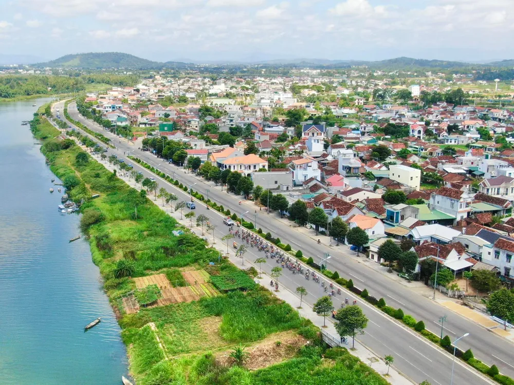 Lê Nguyệt Minh lần thứ 2 thắng chặng trở lại cuộc chiến Áo xanh ảnh 1