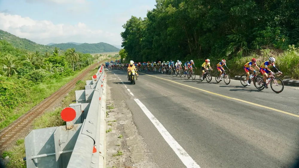 Hà Văn Sơn mang về chiến thắng đầu tiên cho Quân khu 7 ảnh 1