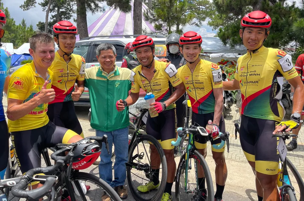 Sức mạnh “siêu nhân” của Igor Frolov giúp TPHCM Vinama lấy trọn 3 danh hiệu danh giá ở chặng đèo Khánh Lê ảnh 4