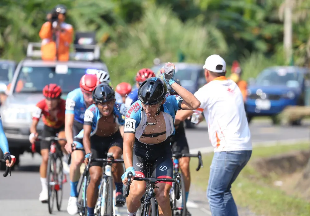 Sức mạnh “siêu nhân” của Igor Frolov giúp TPHCM Vinama lấy trọn 3 danh hiệu danh giá ở chặng đèo Khánh Lê ảnh 3