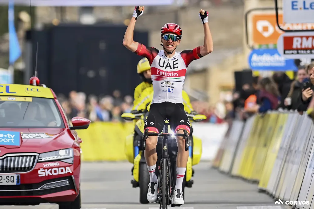 Brandon McNulty solo chiến thắng ở chặng 5 của Paris-Nice 2022