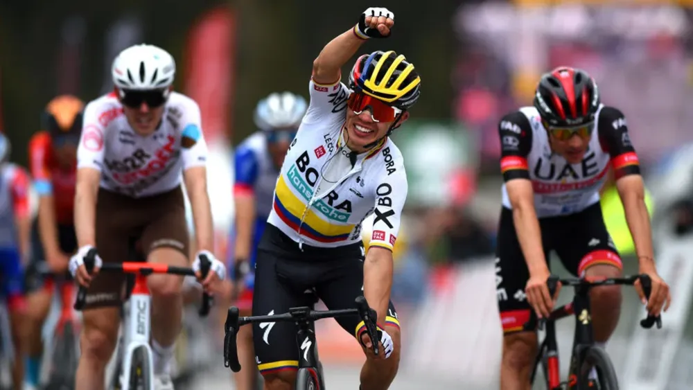 Aleksandr Vlasov lần đầu tiên đăng quang giải thuộc hệ thống UCI WorldTour 