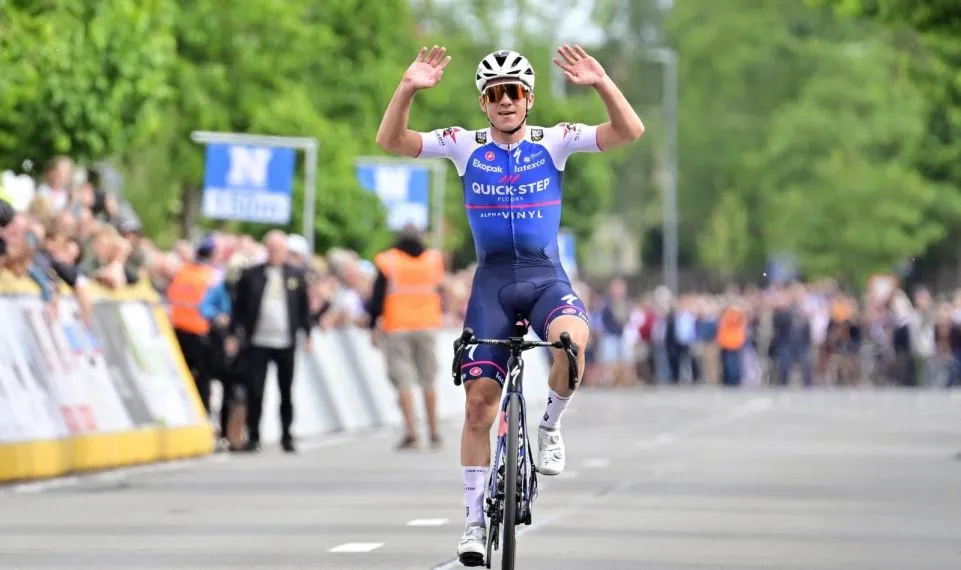 Remco Evenepoel chiến thắng Gullegem Koerse 2022