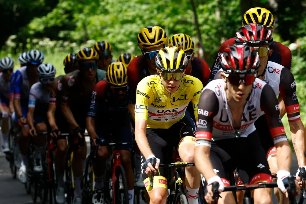 Bob Jungels solo khoảng 64km thắng chặng 9 ảnh 1