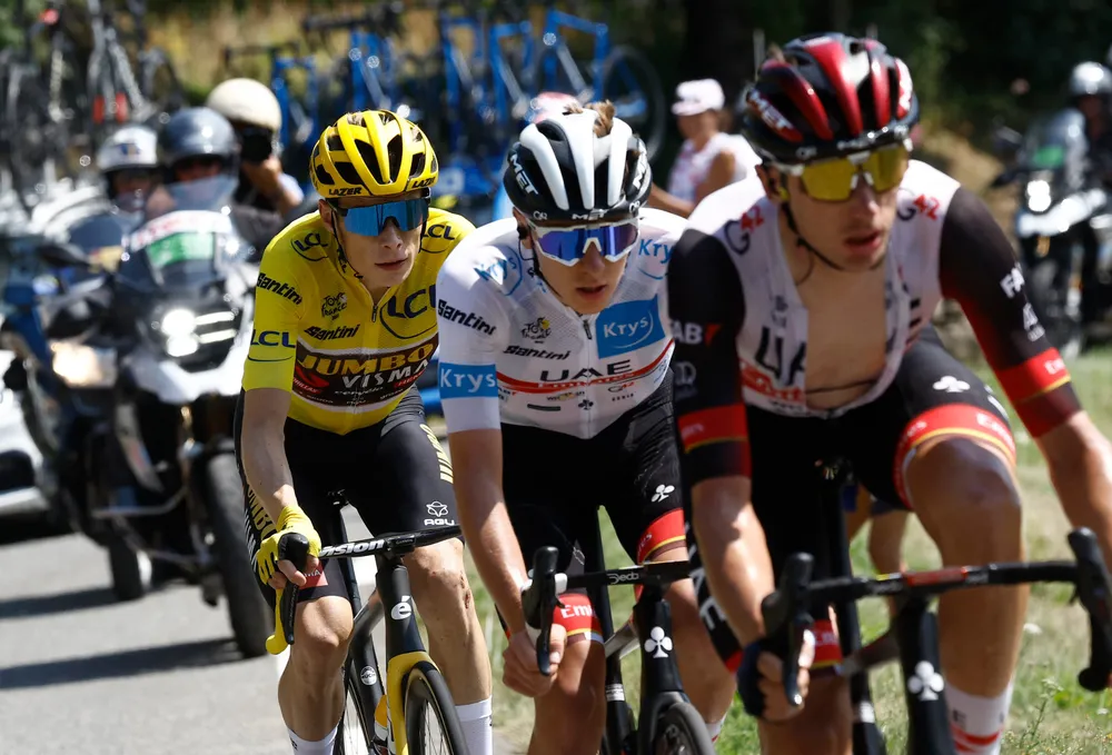 Tadej Pogacar thắng chặng nhưng không lật đổ được Jonas Vingegaard ảnh 1