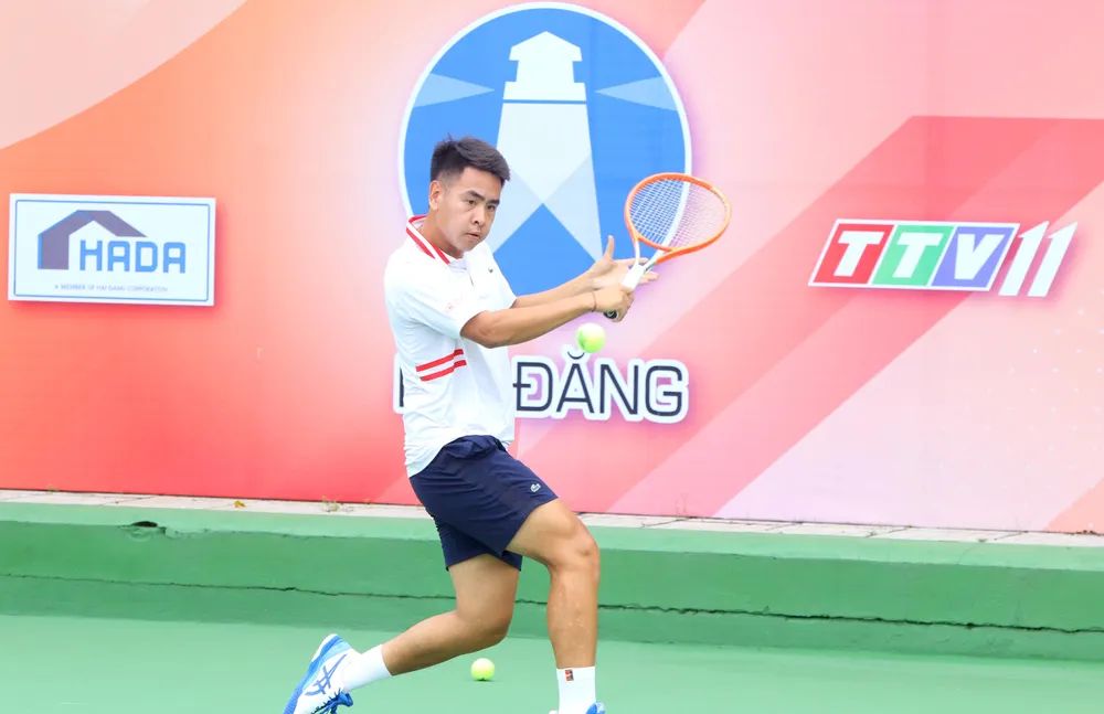 Chỉ có Nguyễn Đắc Tiến giành vé vào vòng chính ảnh 1