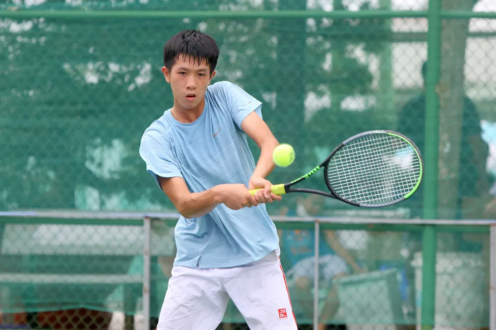 Chỉ có Nguyễn Đắc Tiến giành vé vào vòng chính ảnh 2