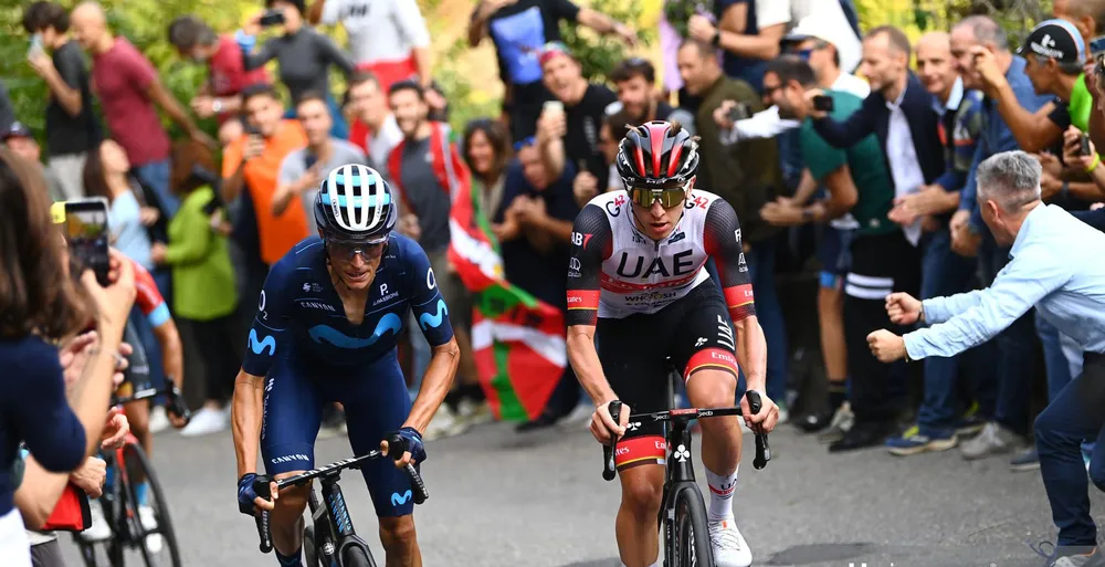 Tadej Pogacar đánh bại Eric Mas bảo vệ ngôi vô địch Il Lombardia ảnh 3