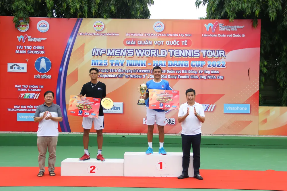Lý Hoàng Nam lần đầu tiên vô địch giải quần vợt nhà nghề ITF Men World Tennis Tour M25 tiến vào tốp 250 thế giới ảnh 3