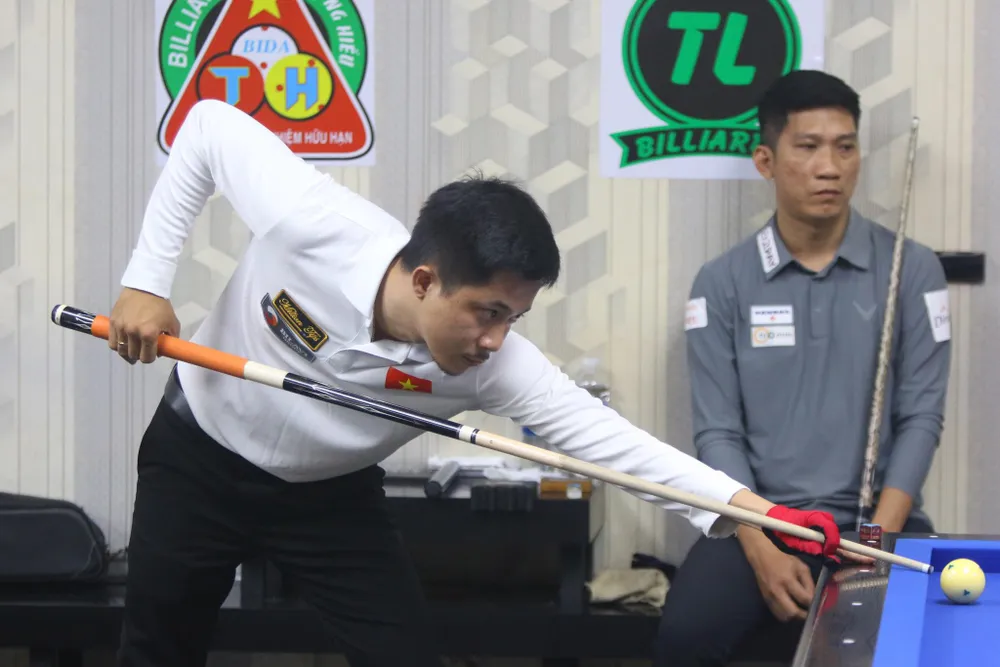 Đánh bại hàng loạt cao thủ, Nguyễn Văn Tài vô địch giải Billiards Hội tụ các ngôi sao Việt Nam ảnh 2