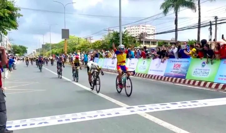 Phạm Quốc Cường thắng chặng mở màn giải xe đạp Nam Kỳ Khởi Nghĩa 2022 ảnh 2