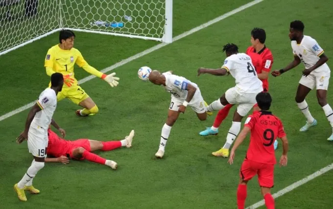 Ghana chiến thắng trong màn rượt đuổi tỷ số ảnh 1