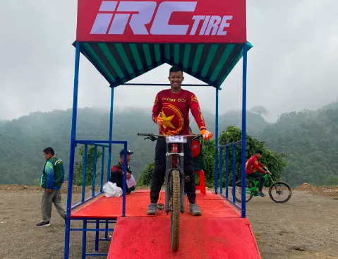 Đoàn Quân đội lấy trọn 2 chiếc HCV xe đạp địa hình nội dung đổ đèo ảnh 1