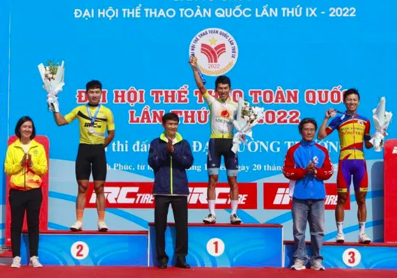 “Thần núi” Lê Ngọc Sơn xuất sắc giành HCV nước rút tính điểm ảnh 2