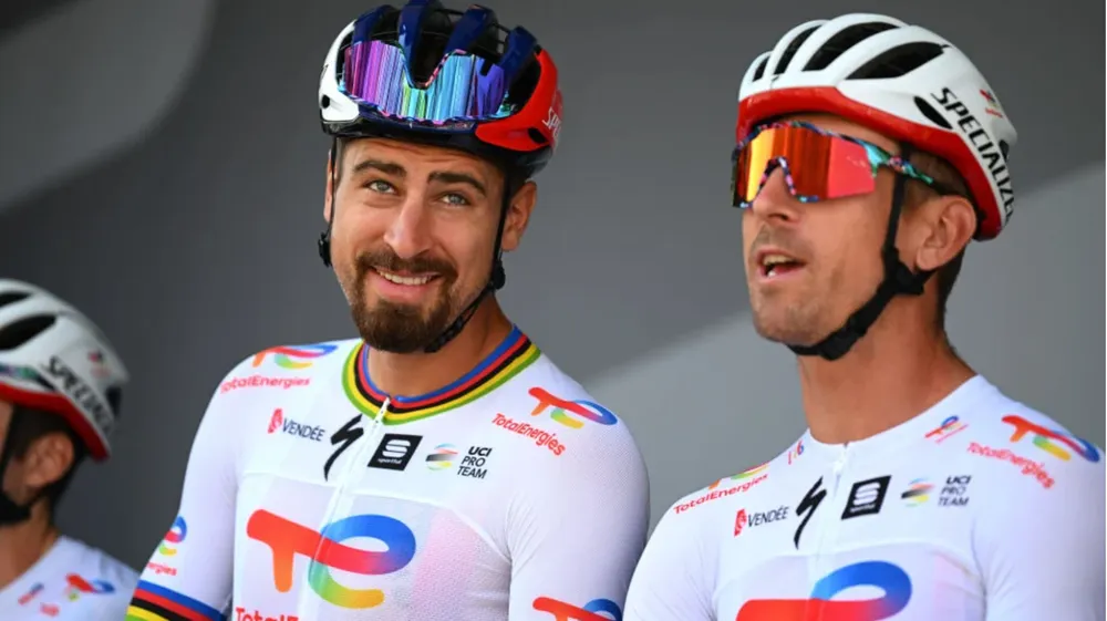 Peter Sagan sẽ tiếp tục thi đấu cho đội TotalEnergies mùa giải 2023