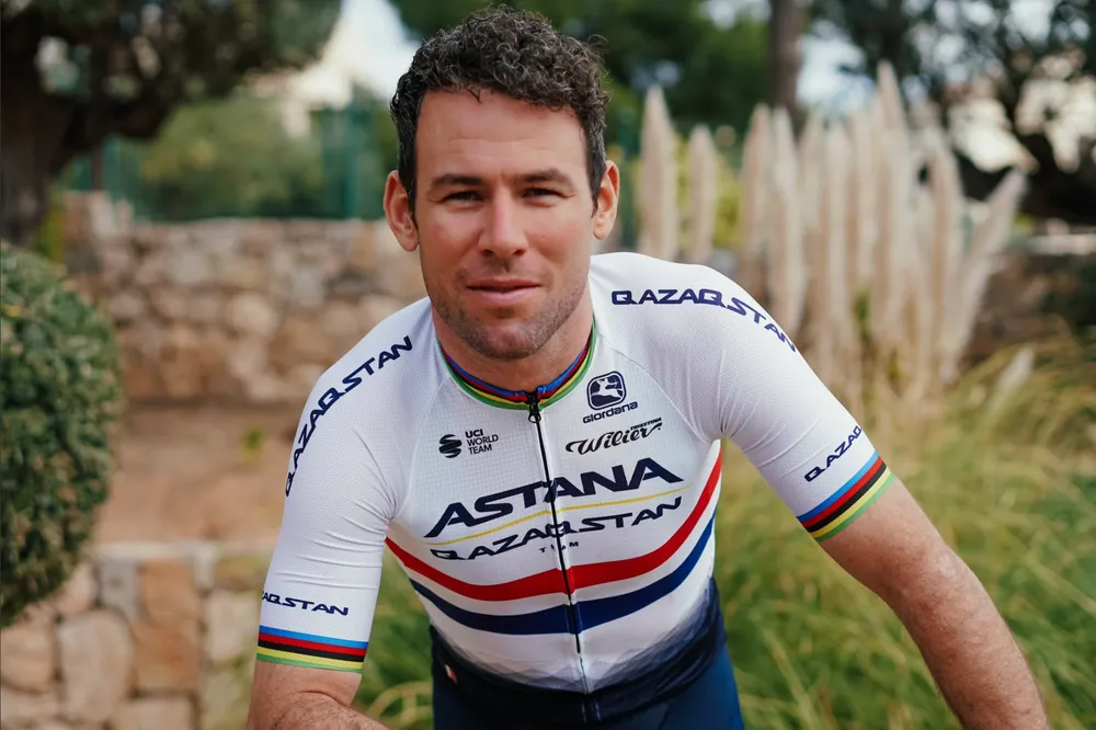 Mark Cavendish ra mắt đội Astana-Qazaqstan
