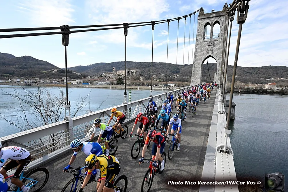 Quang cảnh đường đua