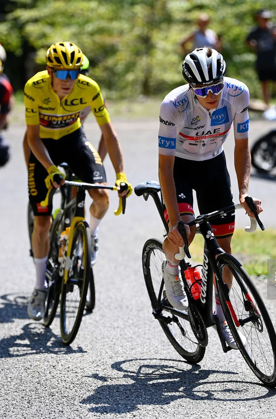 Người hâm mộ kỳ vọng sẽ có màn so tài hấp dẫn giữa Pogacar và Vingegaard Người hâm mộ kỳ vọng sẽ có màn so tài hấp dẫn giữa Pogacar và Vingegaard