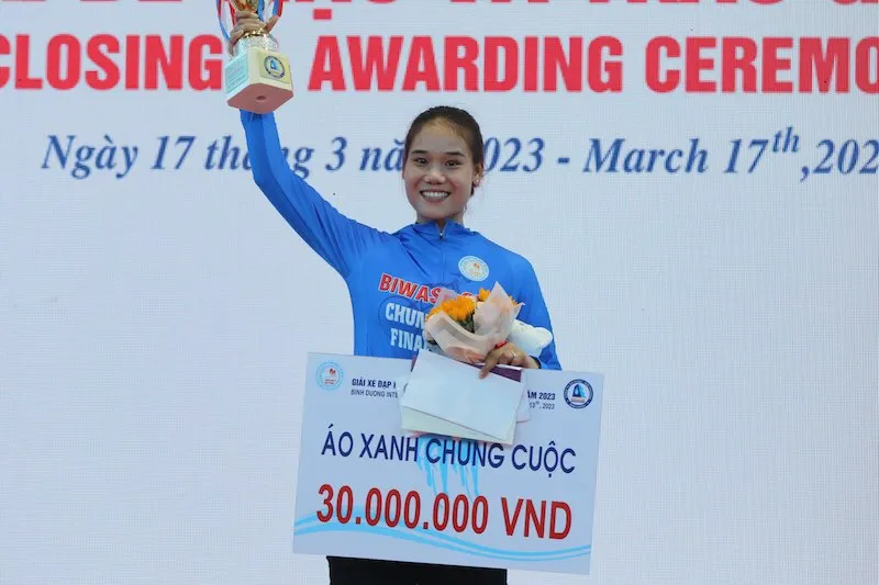 Bùi Thị Quỳnh trở thành Nữ hoàng nước rút của giải