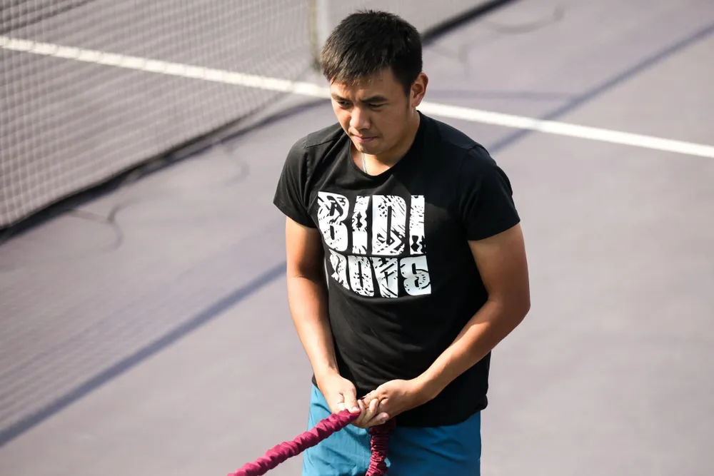 Lý Hoàng Nam có chiến thắng với nhà tài trợ trang phục mới Bidi Badu