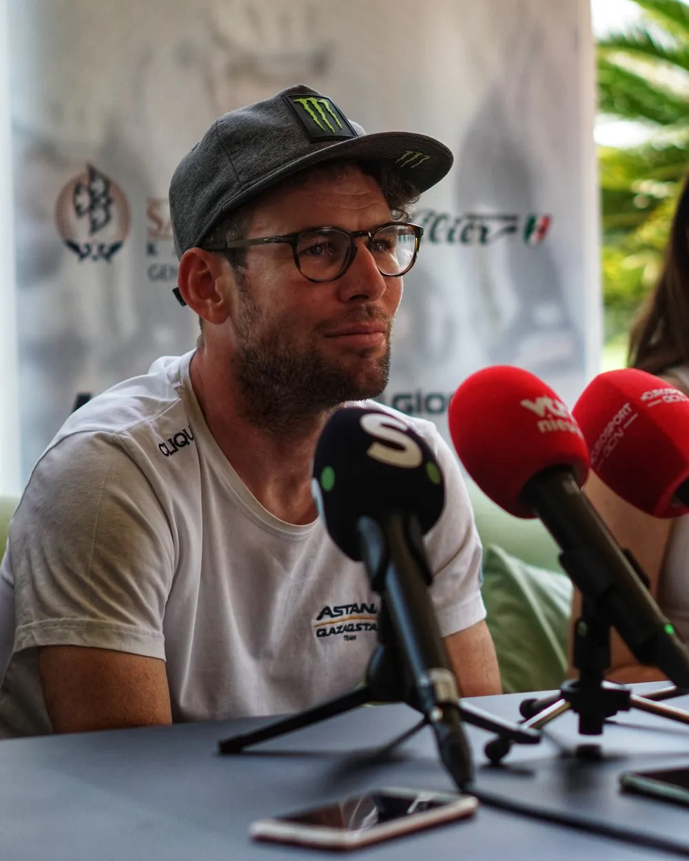 Mark Cavendish xúc động khi tuyên bố sẽ giã từ sự nghiệp vào cuối năm
