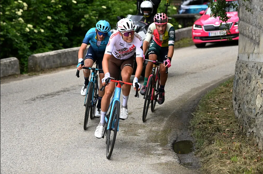 Alex Baudin là máy kéo mạnh của AG2R Citroën